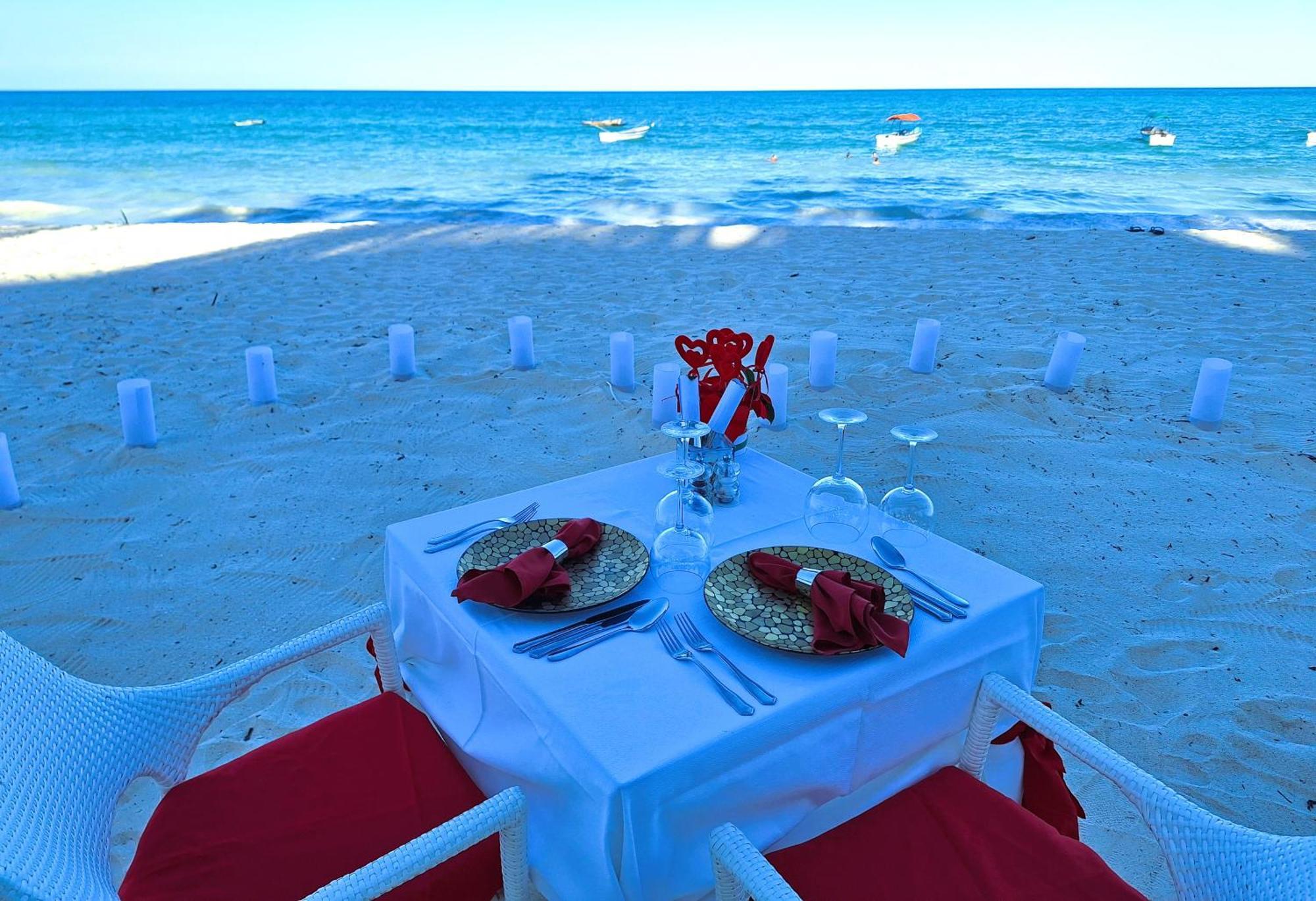 Bianco Azzurro Hotel & Restaurant Pwani Mchangani Luaran gambar
