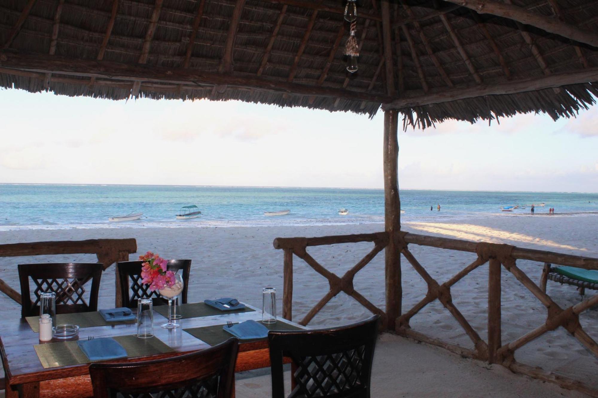 Bianco Azzurro Hotel & Restaurant Pwani Mchangani Luaran gambar
