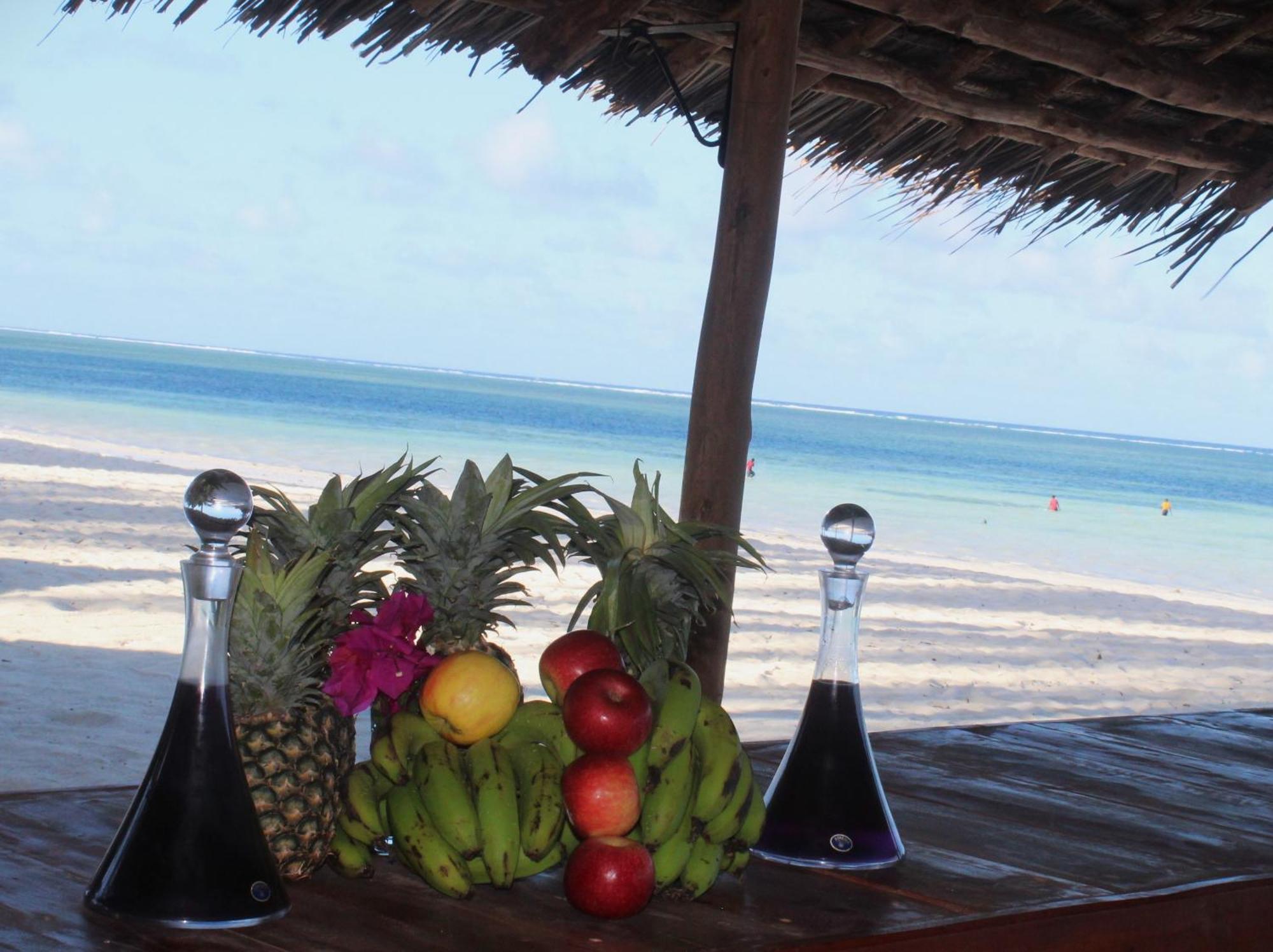 Bianco Azzurro Hotel & Restaurant Pwani Mchangani Luaran gambar